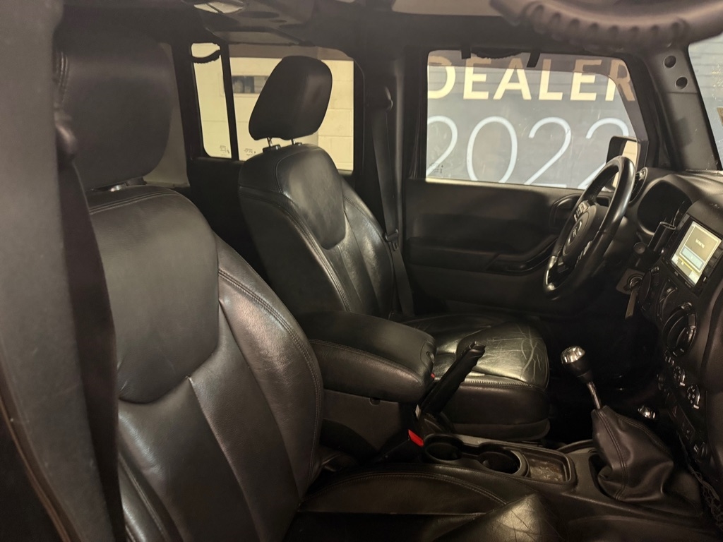 Jeep Wrangler Unlimited Sahara 4WD 2015