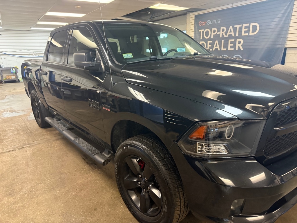 RAM 1500 Tradesman Crew Cab SWB 4WD 2018