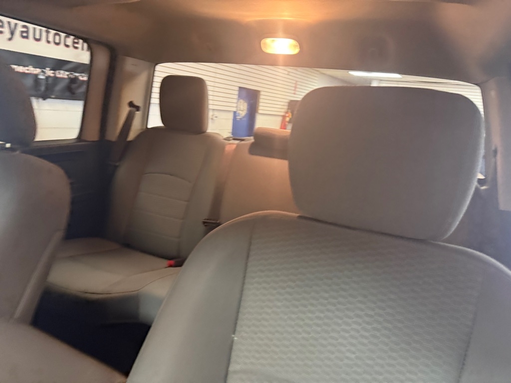 RAM 1500 Tradesman Crew Cab SWB 4WD 2018