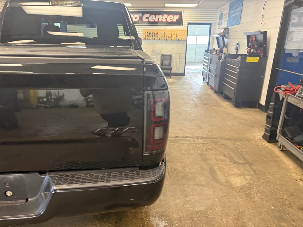 RAM 1500 Tradesman Crew Cab SWB 4WD 2018