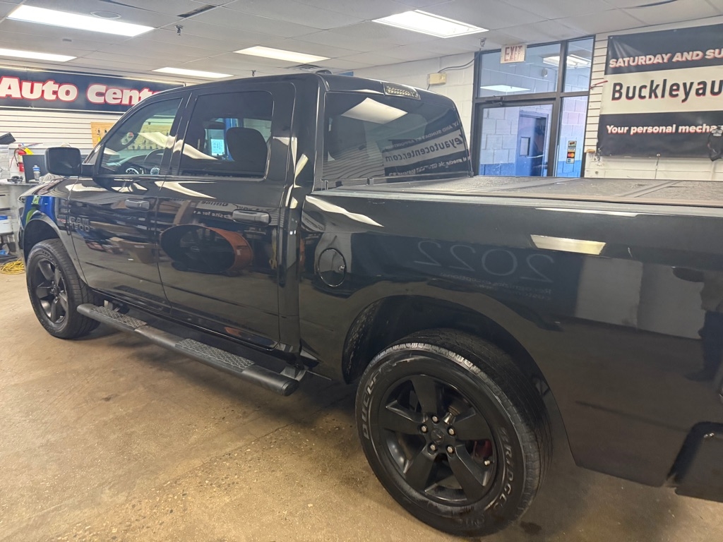RAM 1500 Tradesman Crew Cab SWB 4WD 2018