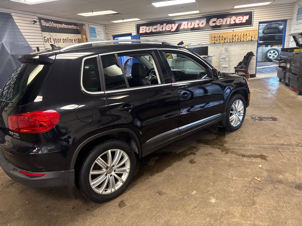 Volkswagen Tiguan SEL 4Motion 2015
