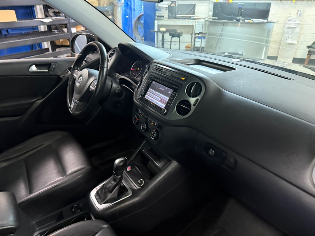 Volkswagen Tiguan SEL 4Motion 2015