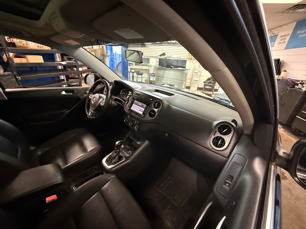 Volkswagen Tiguan SEL 4Motion 2015