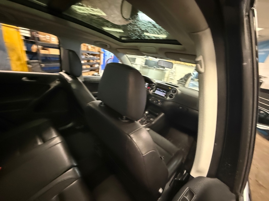 Volkswagen Tiguan SEL 4Motion 2015