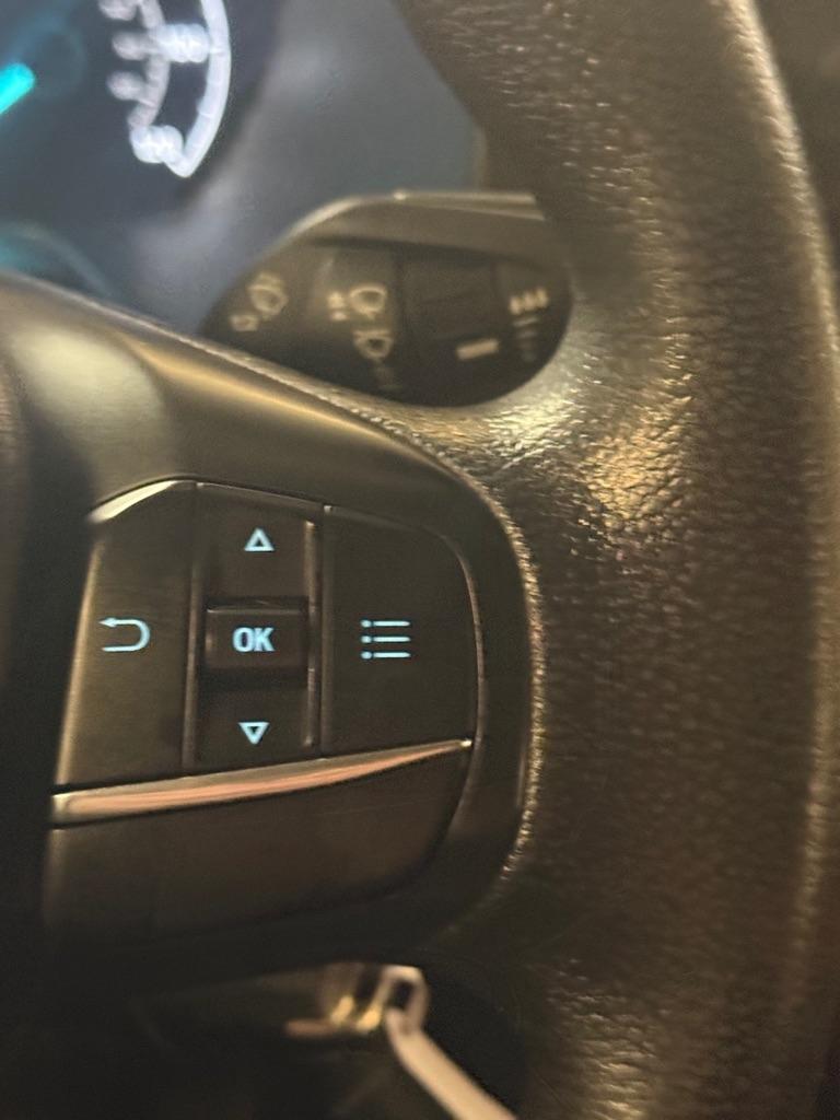 Ford Transit 250 Van Low Roof w/Sliding Pass. 130-in. WB 2021