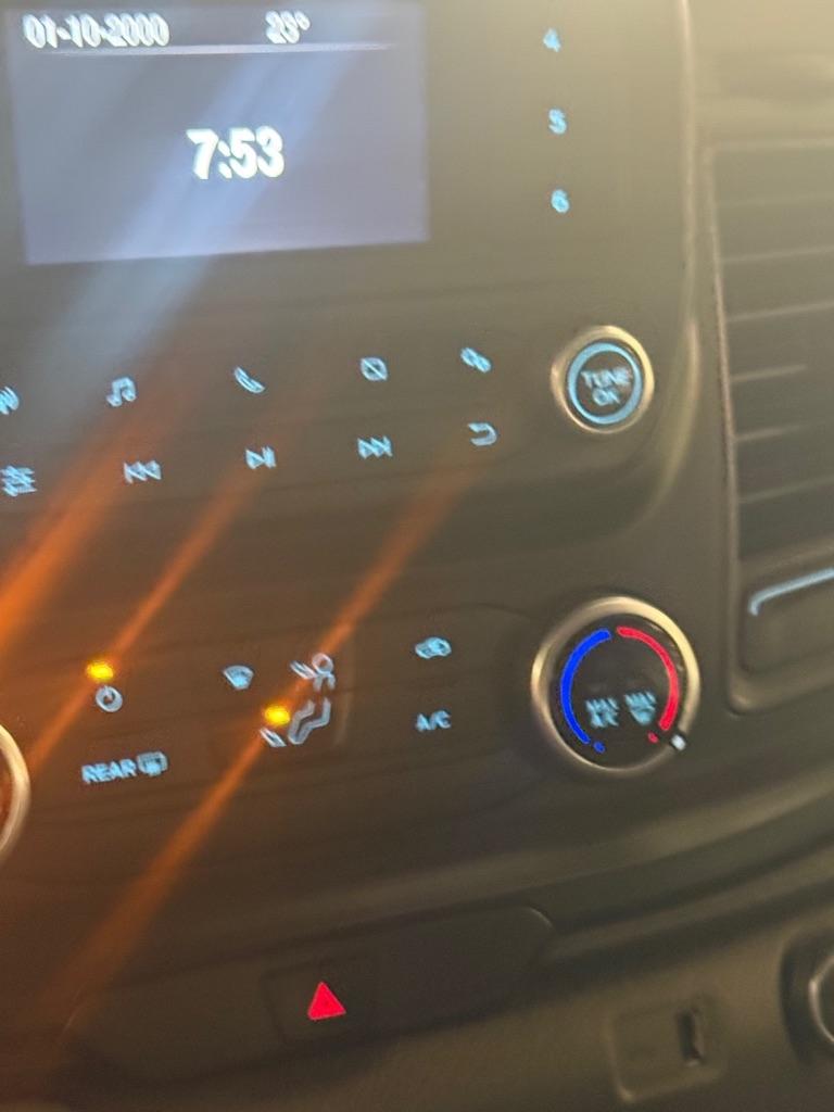 Ford Transit 250 Van Low Roof w/Sliding Pass. 130-in. WB 2021