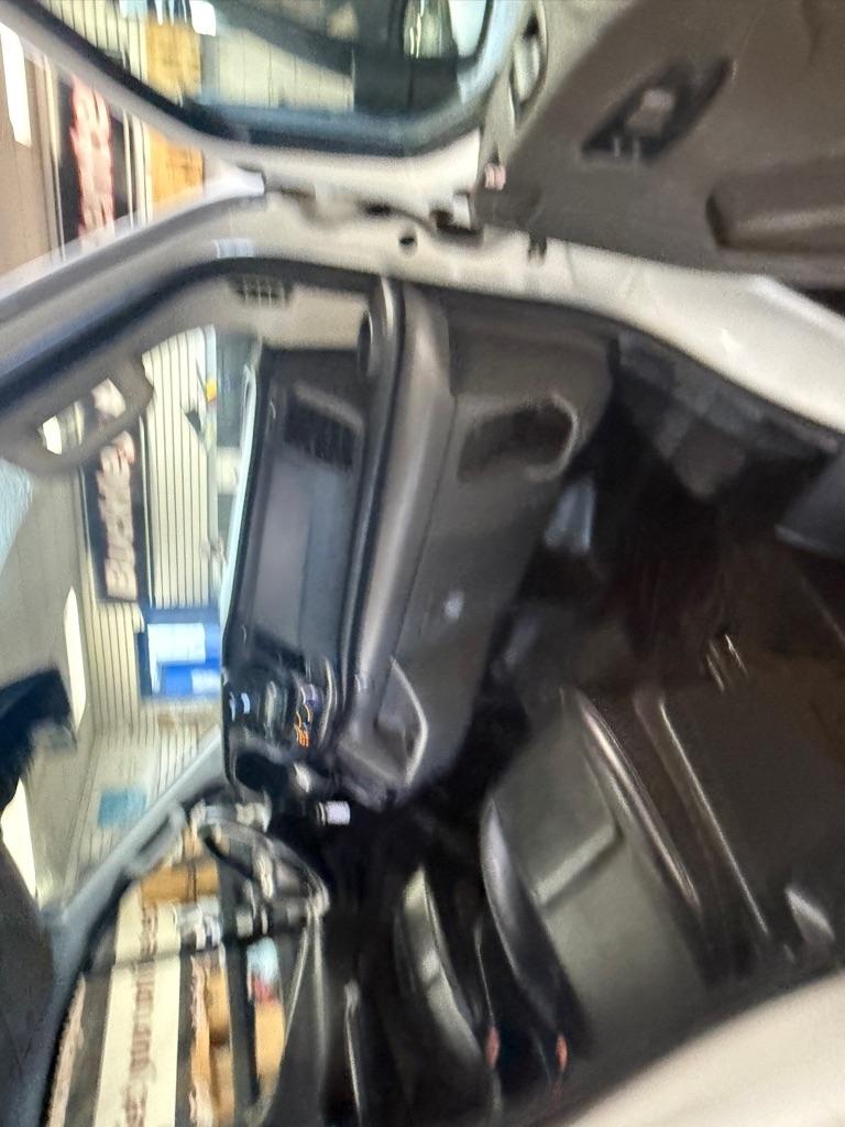 Ford Transit 250 Van Low Roof w/Sliding Pass. 130-in. WB 2021