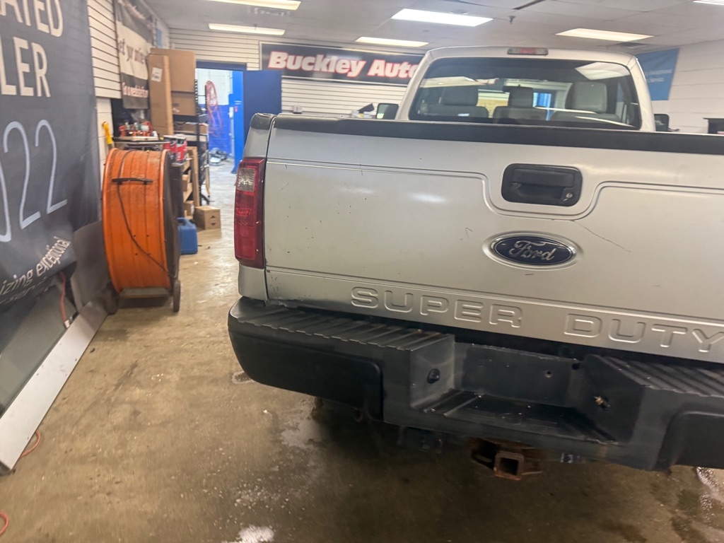 Ford F-350 SD XL 4WD 2012