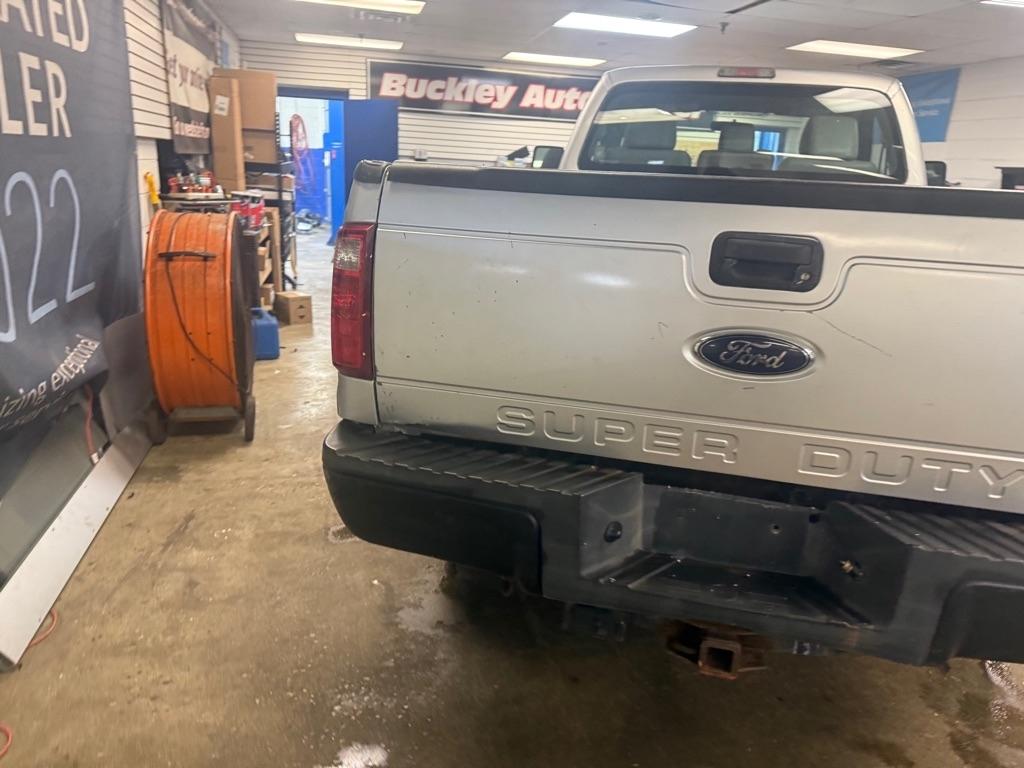 Ford F-350 SD XL 4WD 2012