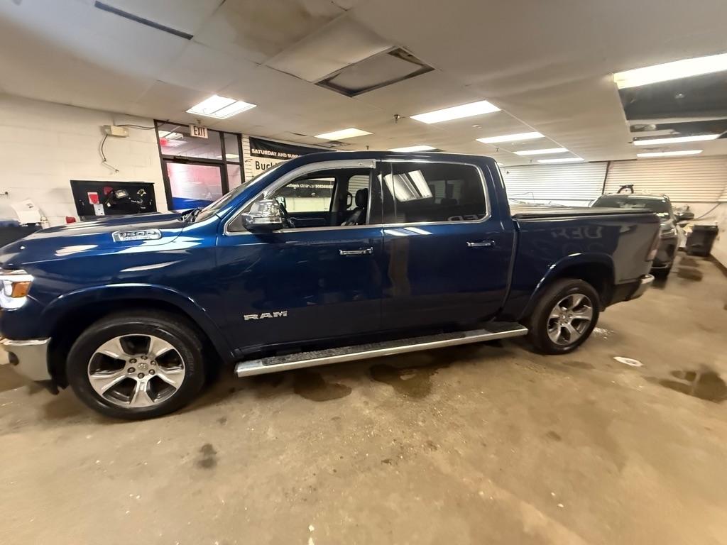 RAM 1500 Laramie Crew Cab SWB 4WD 2019