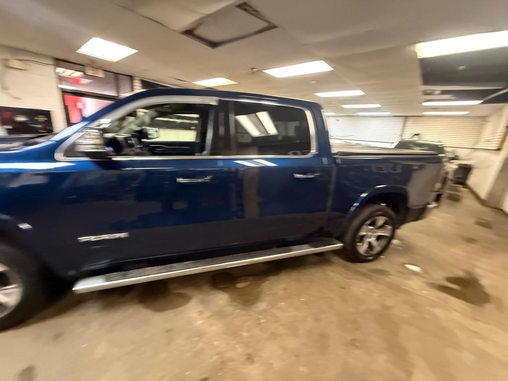 RAM 1500 Laramie Crew Cab SWB 4WD 2019