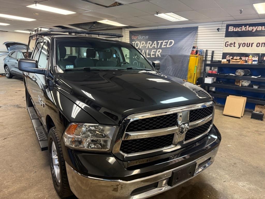 2017 RAM 1500 SLT Crew Cab SWB 4WD