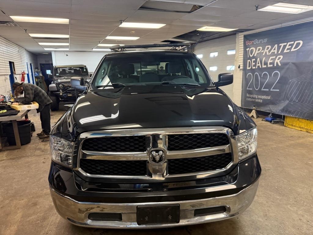 RAM 1500 SLT Crew Cab SWB 4WD 2017