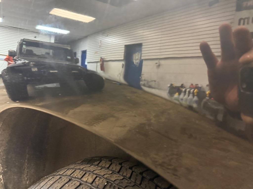 RAM 1500 SLT Crew Cab SWB 4WD 2017