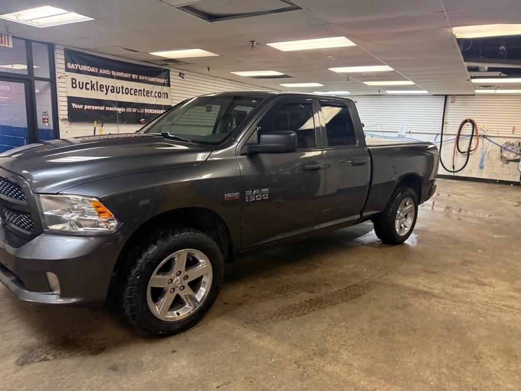 RAM 1500 Tradesman Quad Cab 4WD 2018
