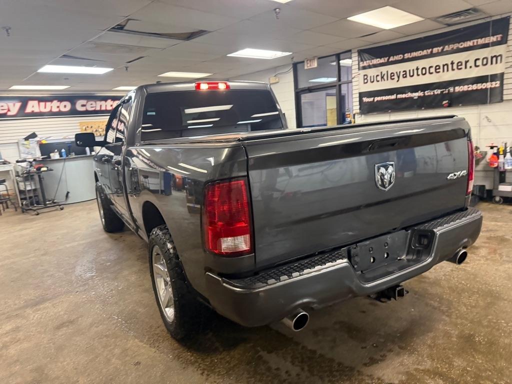 RAM 1500 Tradesman Quad Cab 4WD 2018