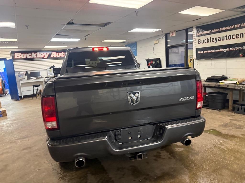 RAM 1500 Tradesman Quad Cab 4WD 2018