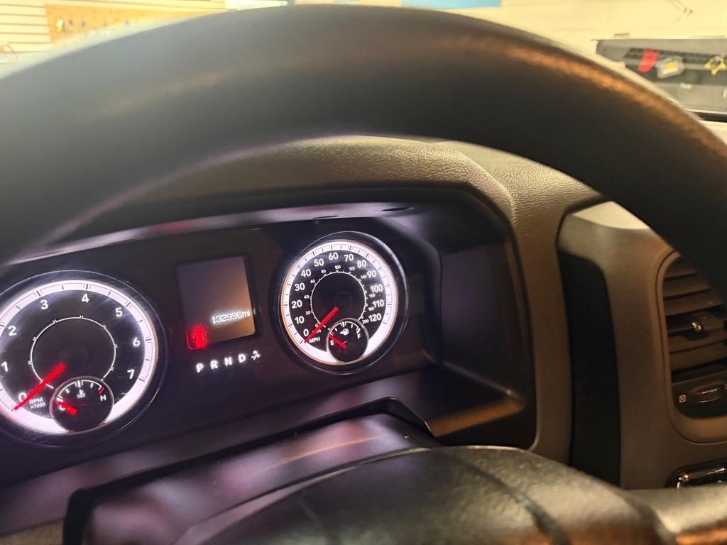 RAM 1500 Tradesman Quad Cab 4WD 2018