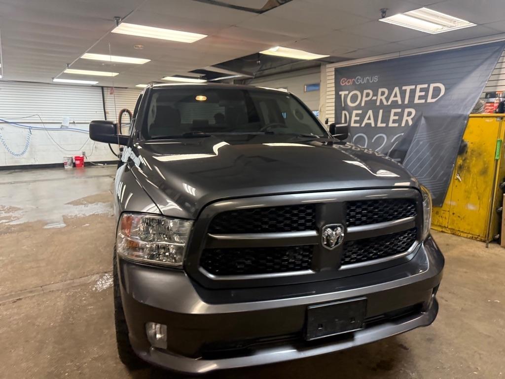 RAM 1500 Tradesman Quad Cab 4WD 2018