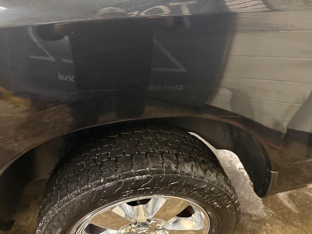 RAM 1500 SLT Crew Cab SWB 4WD 2017