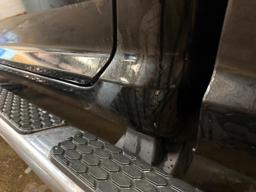 RAM 1500 SLT Crew Cab SWB 4WD 2017