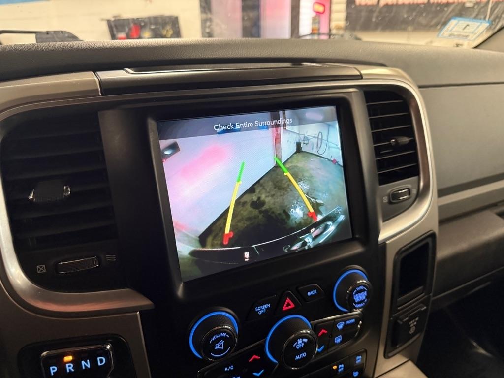 RAM 1500 SLT Crew Cab SWB 4WD 2017