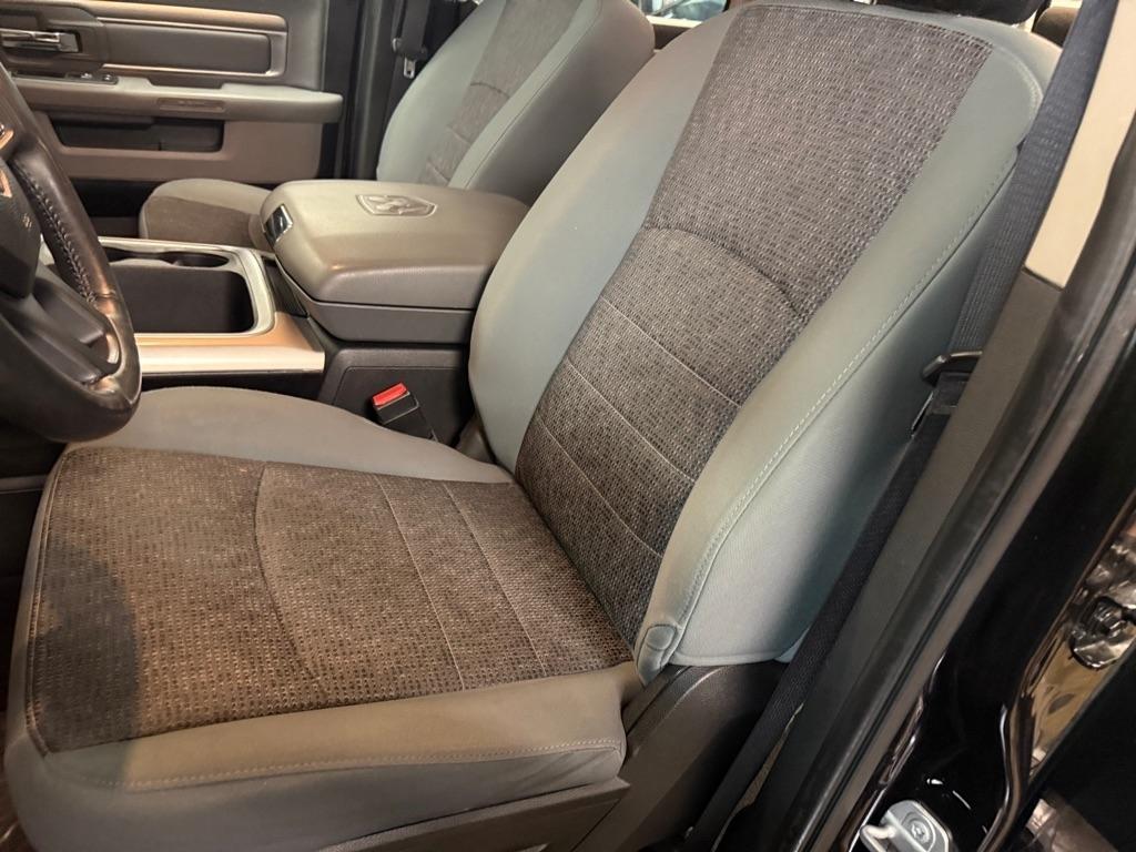 RAM 1500 SLT Crew Cab SWB 4WD 2017