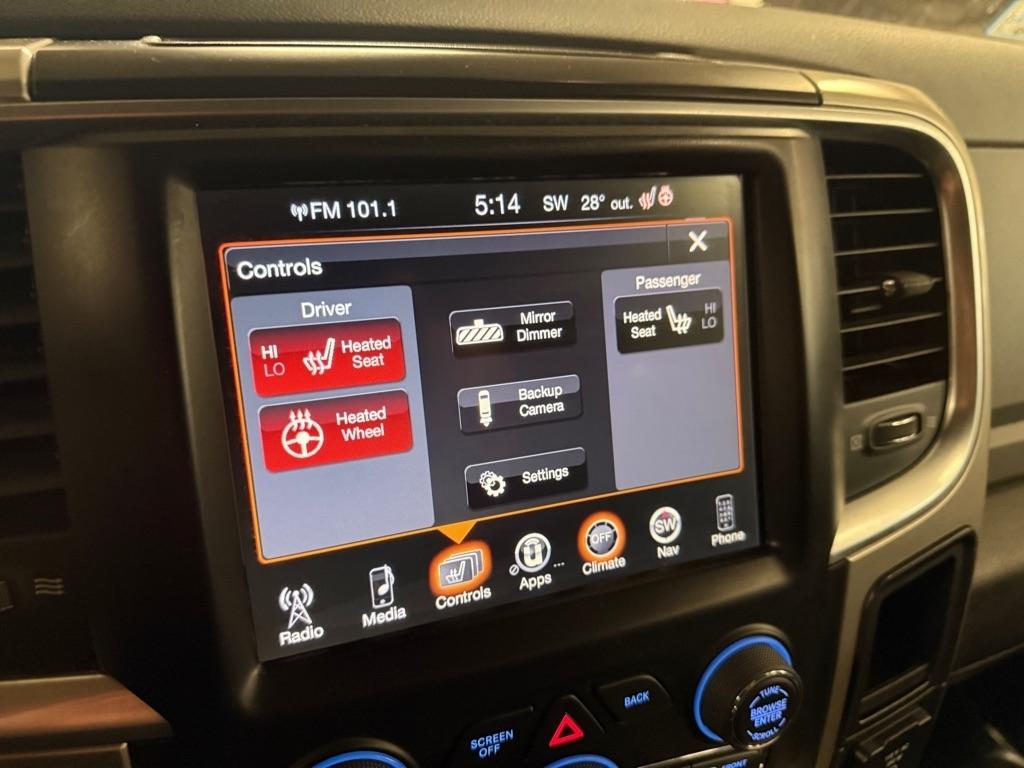 RAM 1500 SLT Crew Cab SWB 4WD 2017