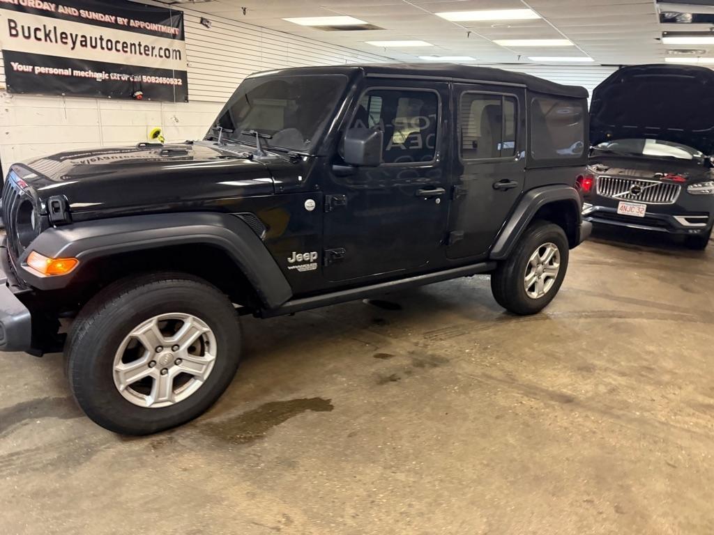 Jeep Wrangler Unlimited Sport 2018