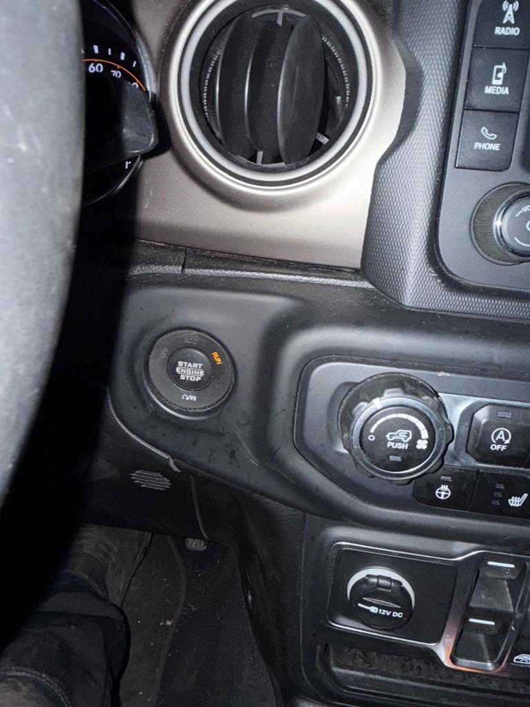 Jeep Wrangler Unlimited Sport 2018