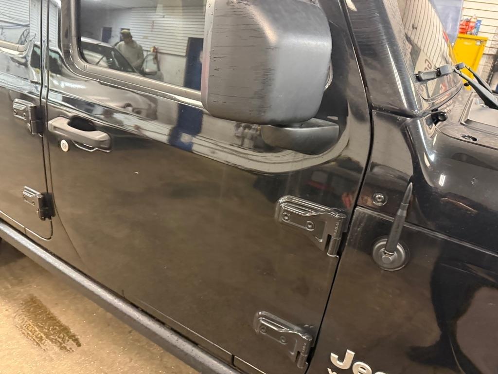 Jeep Wrangler Unlimited Sport 2018