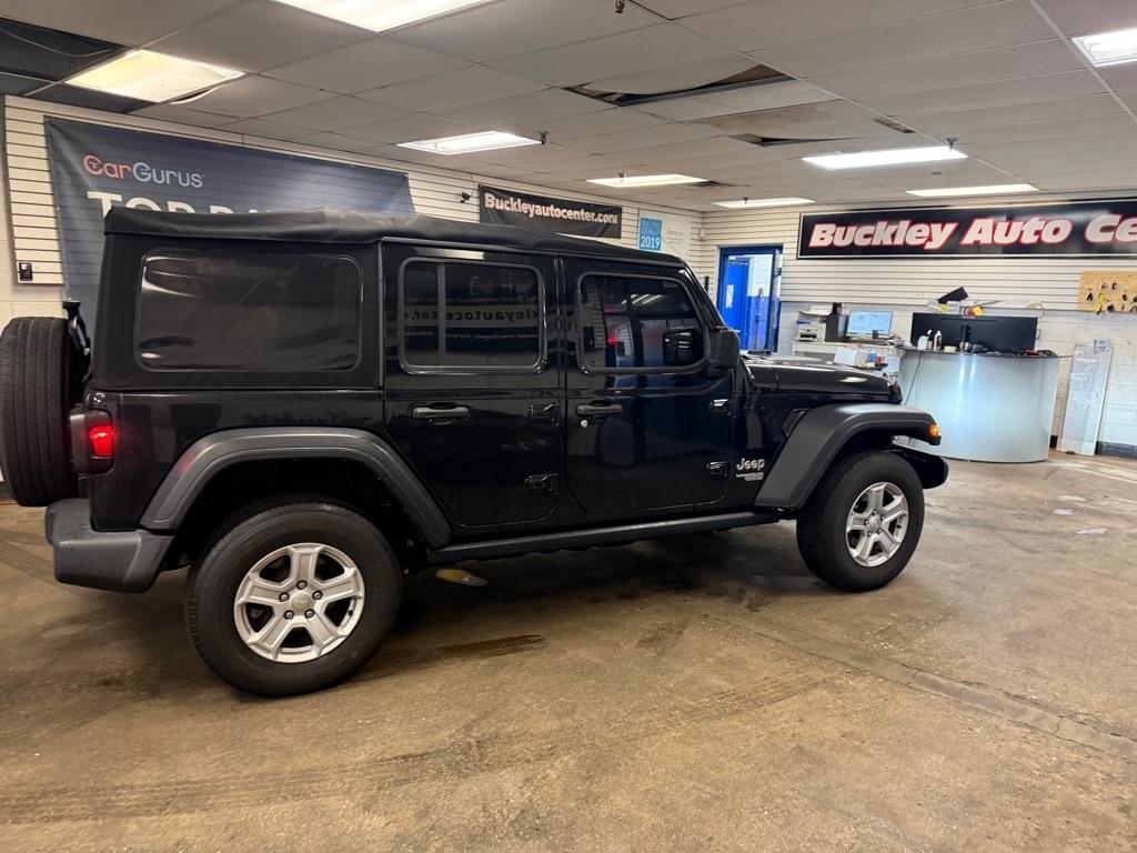 Jeep Wrangler Unlimited Sport 2018