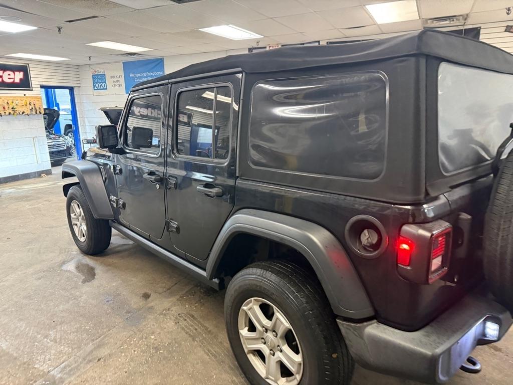 Jeep Wrangler Unlimited Sport 2018