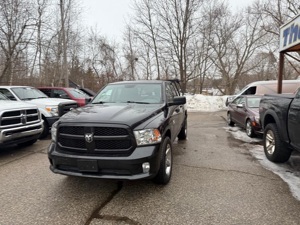 RAM 1500 Tradesman Quad Cab 4WD 2018