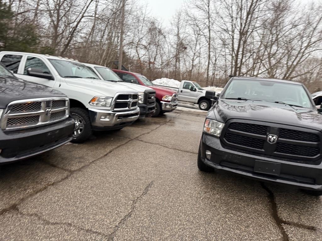 RAM 1500 Tradesman Quad Cab 4WD 2018