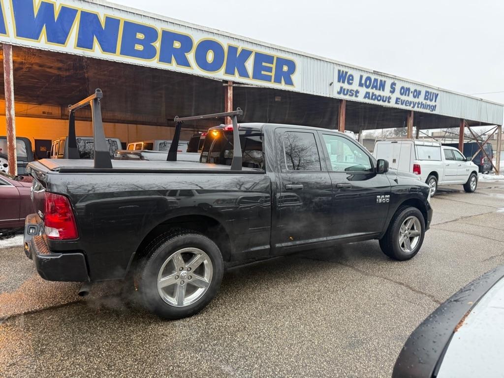RAM 1500 Tradesman Quad Cab 4WD 2018