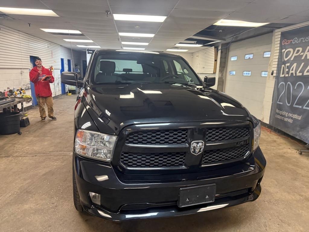 RAM 1500 Tradesman Quad Cab 4WD 2018