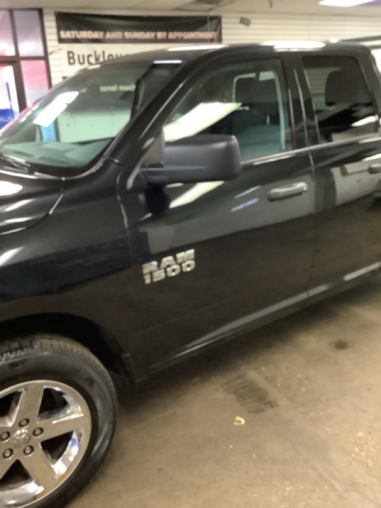 RAM 1500 Tradesman Quad Cab 4WD 2018