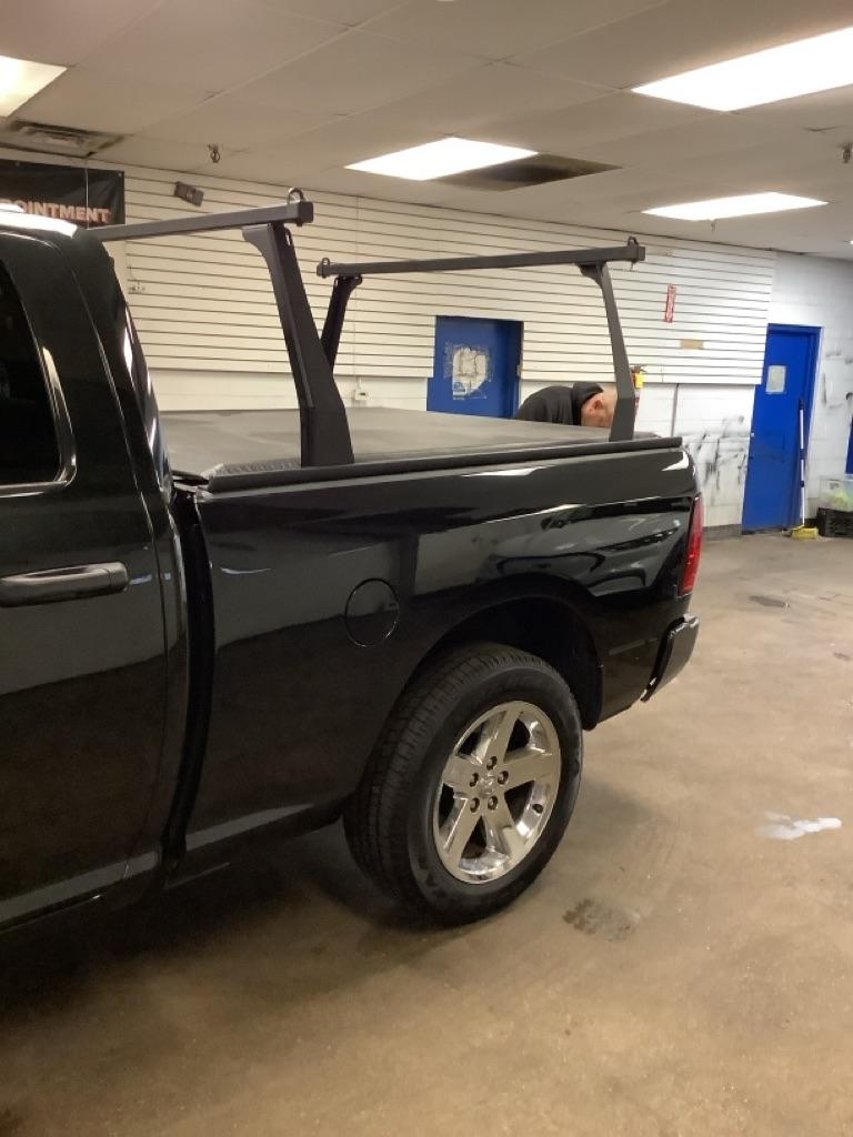 RAM 1500 Tradesman Quad Cab 4WD 2018