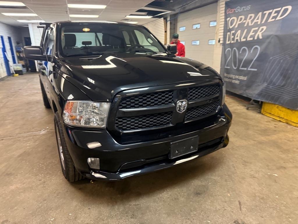 RAM 1500 Tradesman Quad Cab 4WD 2018