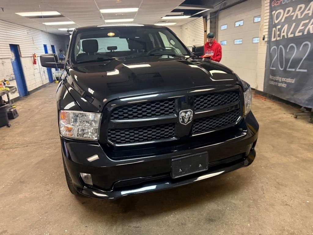 RAM 1500 Tradesman Quad Cab 4WD 2018