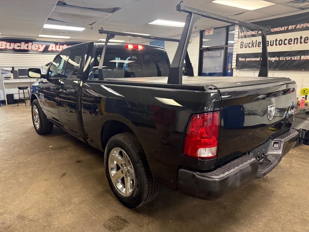 RAM 1500 Tradesman Quad Cab 4WD 2018