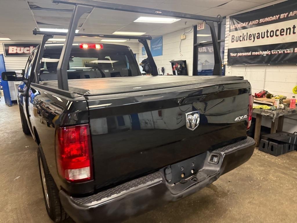RAM 1500 Tradesman Quad Cab 4WD 2018