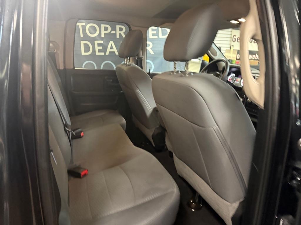 RAM 1500 Tradesman Quad Cab 4WD 2018