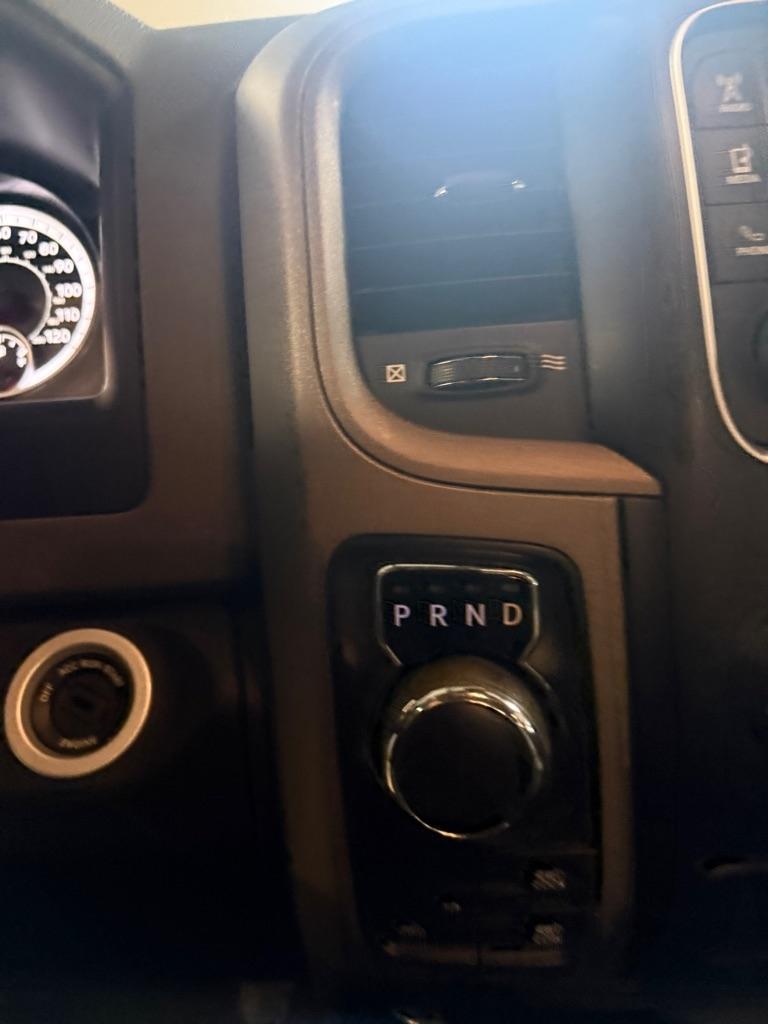 RAM 1500 Tradesman Quad Cab 4WD 2018