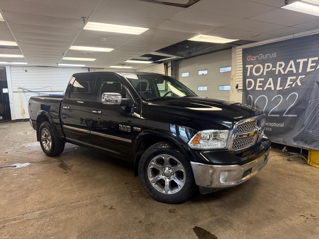 2017 RAM 1500 Laramie Crew Cab SWB 4WD