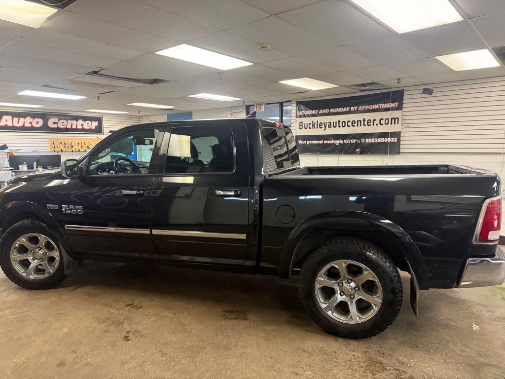 RAM 1500 Laramie Crew Cab SWB 4WD 2017