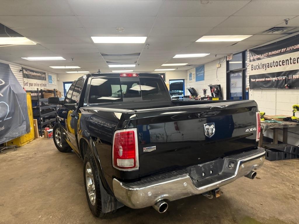 RAM 1500 Laramie Crew Cab SWB 4WD 2017