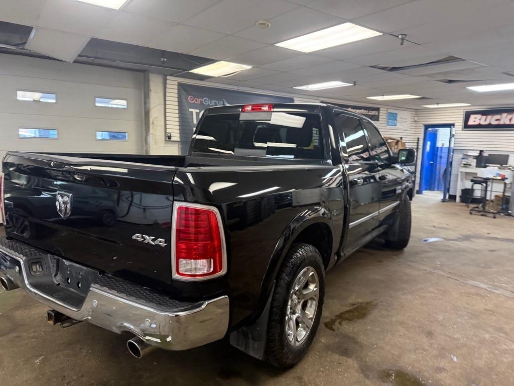 RAM 1500 Laramie Crew Cab SWB 4WD 2017